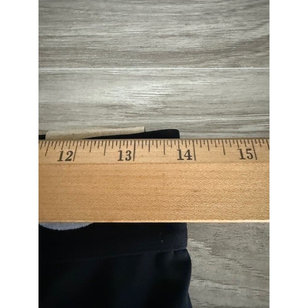 NWT Nike Pro Women's Tight Fit Shorts - Black - Size XL - Picture 3 of 10